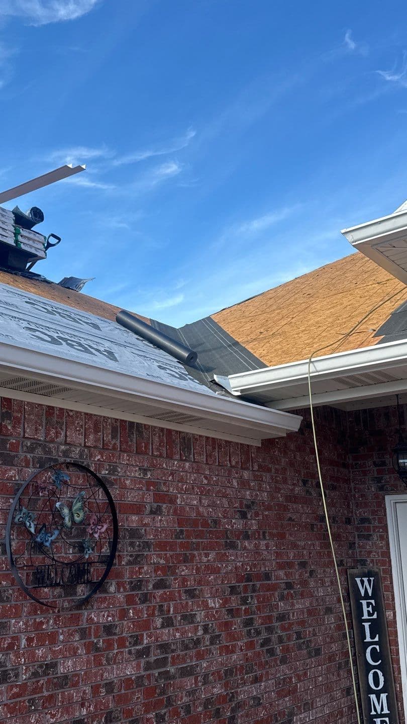 Gallery photos for Rapid Roof Replacement Done Right: Image #1